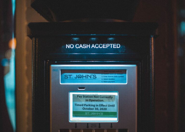Photo Cash management