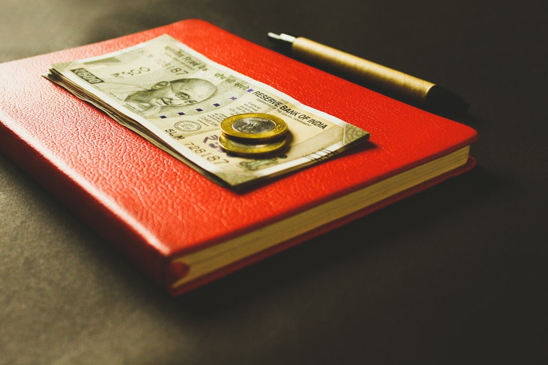 Photo financial evaluation and alternative investment - authors
